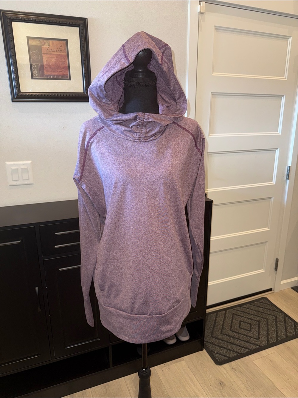 Columbia Lavender Hooded Pullover w/ Pockets